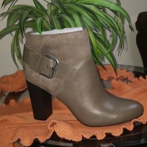 Bar III Womens Nimble Suede Closed Toe Ankle Fashi